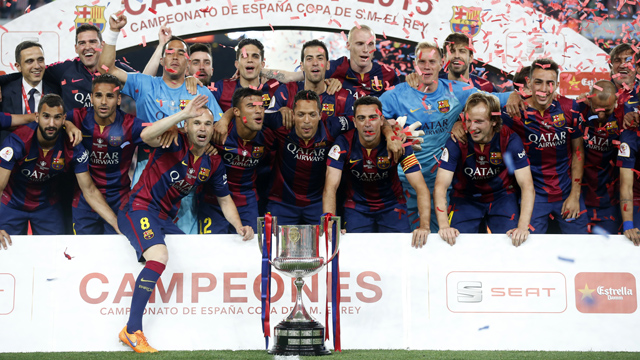 ФК Барселона празднует победу в Кубке Испании